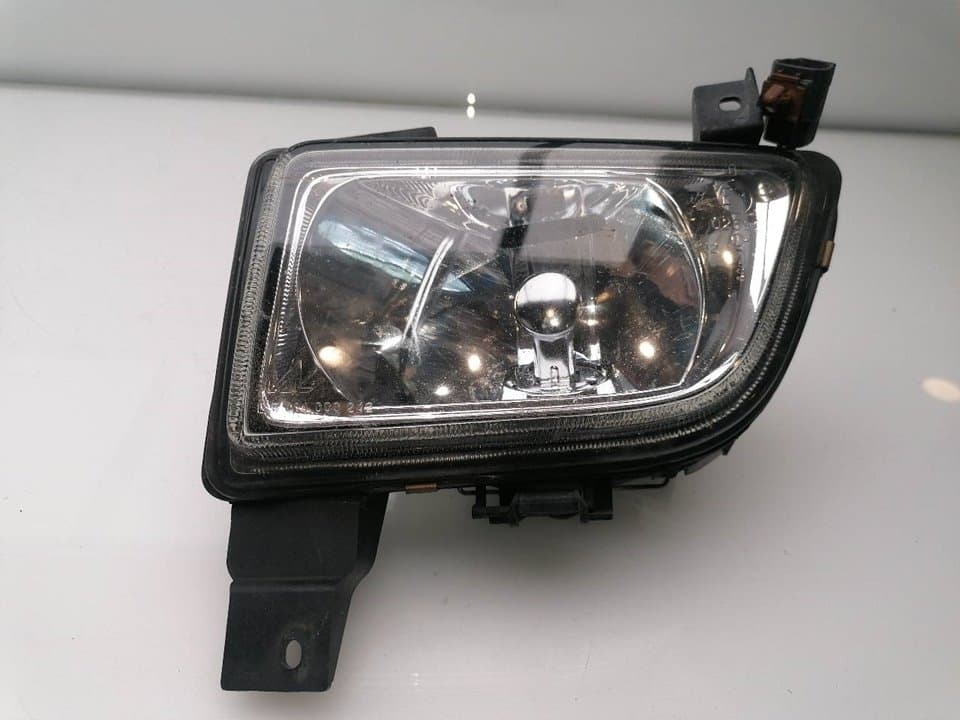 Faro antiniebla izquierdo MAZDA 323 BERL
