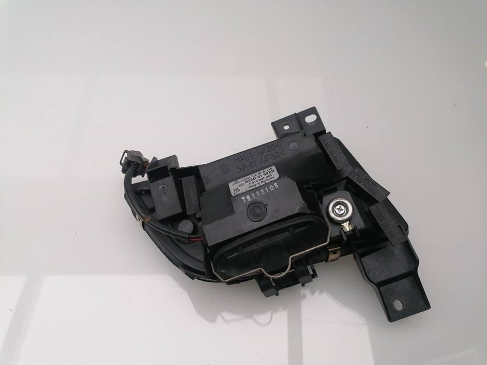 Faro antiniebla izquierdo MAZDA 323 BERL 2