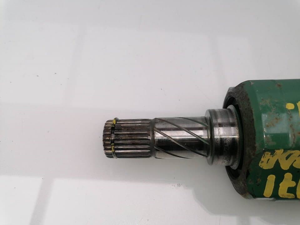 Transmision delantera izquierda MAZDA 323 BERL 2