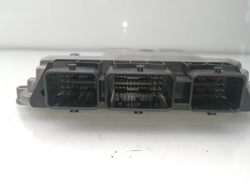 Centralita motor uce PEUGEOT 407 2