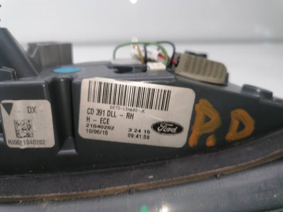 Piloto trasero derecho FORD MONDEO BER 3