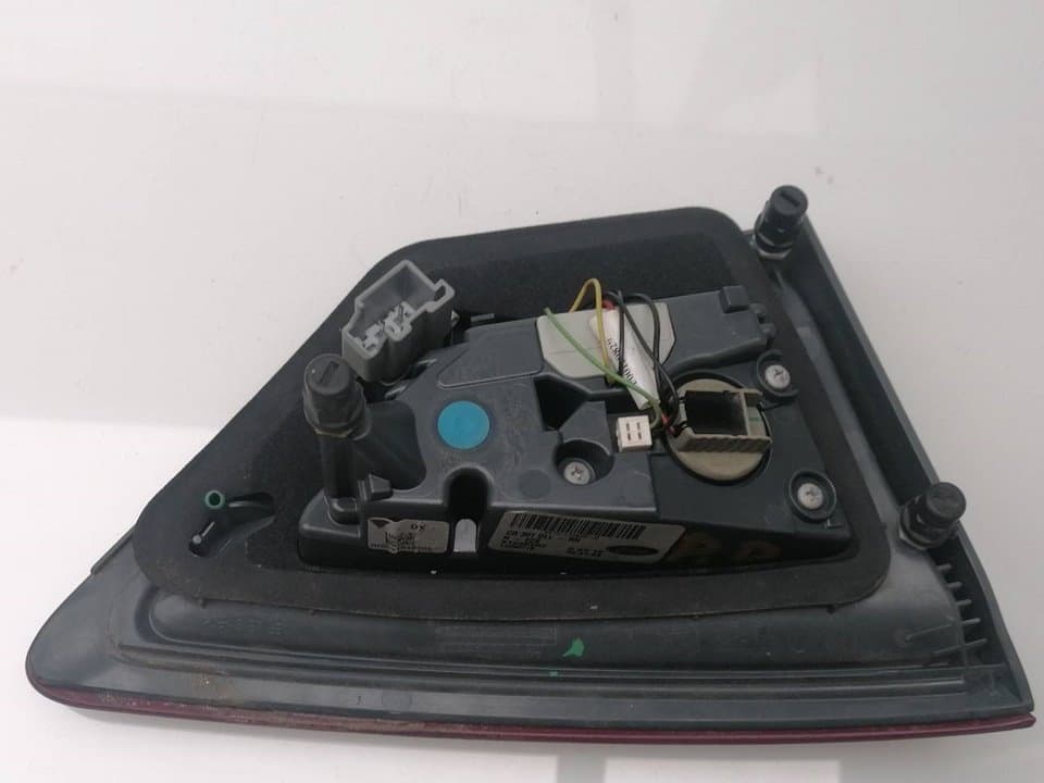Piloto trasero derecho FORD MONDEO BER 2
