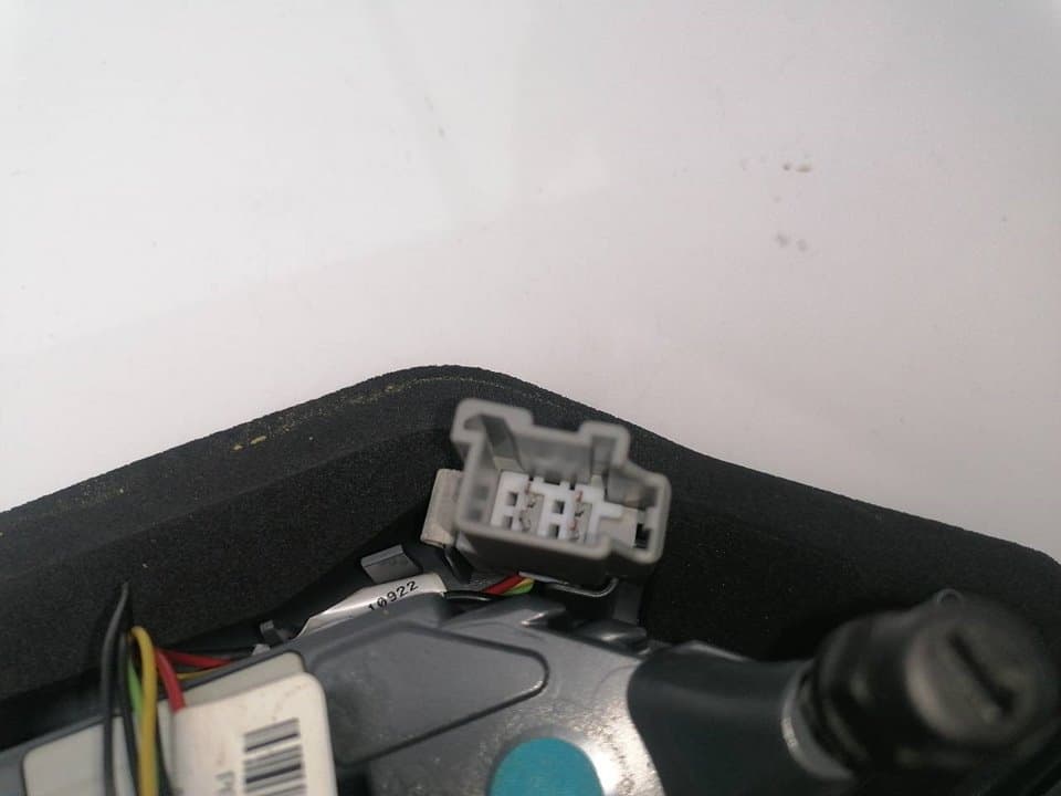 Piloto trasero izquierdo FORD MONDEO BER 4