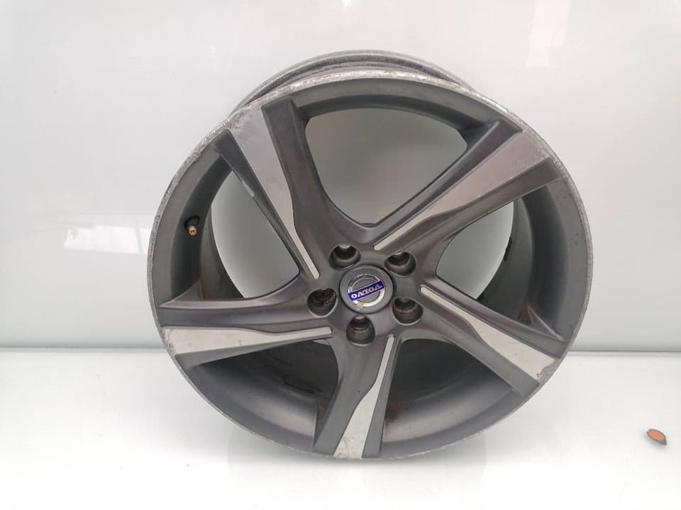 Llanta VOLVO V60 FAMILIAR