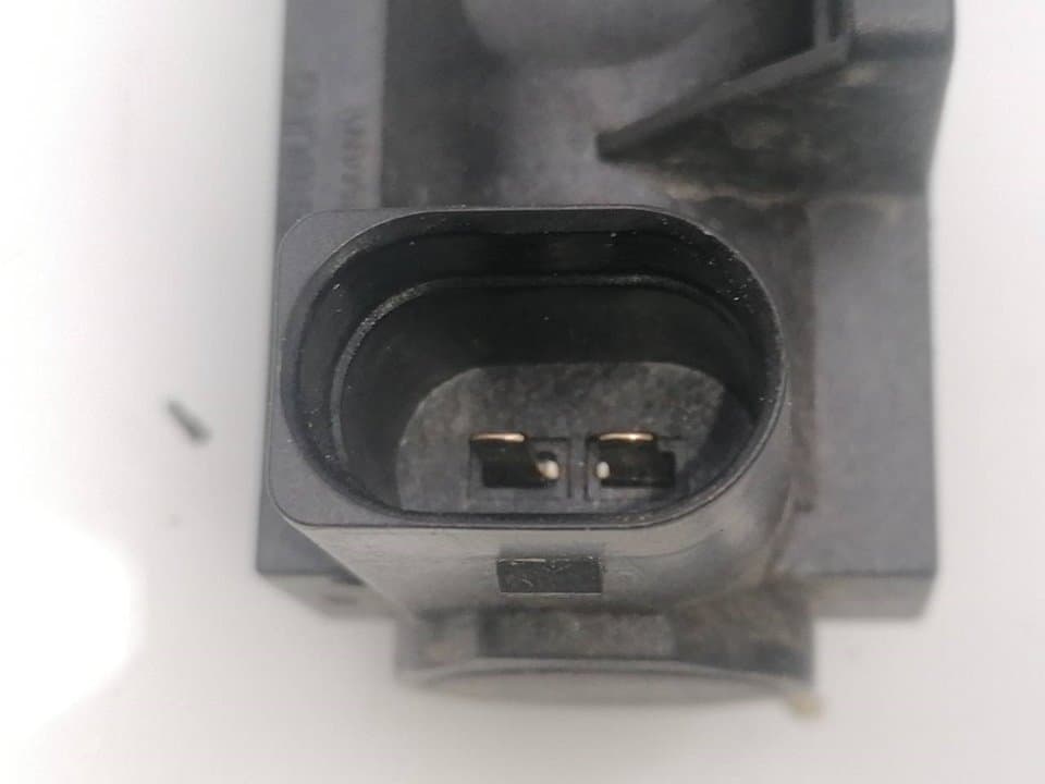Valvula aire adicional VOLKSWAGEN GOLF IV BERLINA (1J1) 3