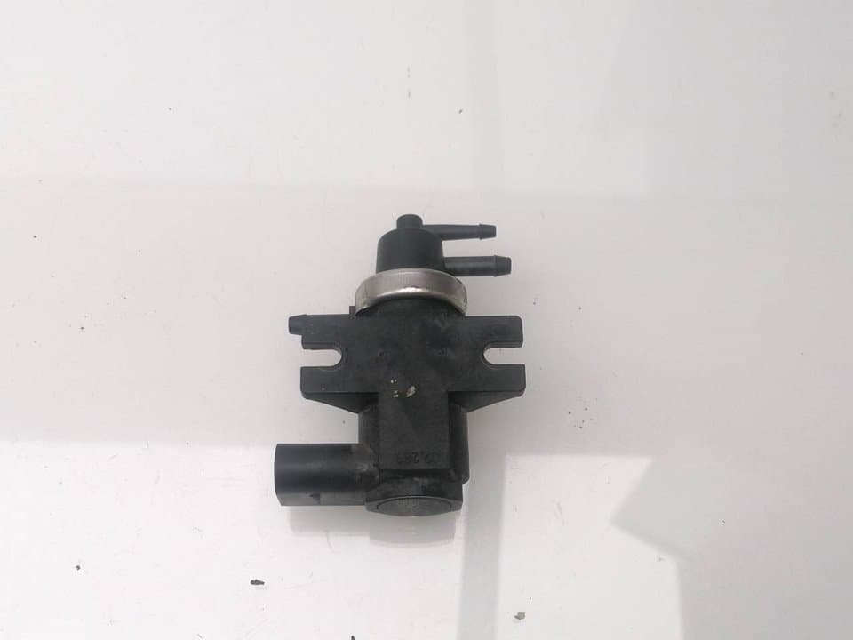Valvula aire adicional VOLKSWAGEN GOLF IV BERLINA (1J1) 2