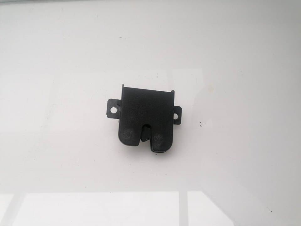 Cerradura maletero / porton VOLKSWAGEN GOLF IV BERLINA (1J1) 2