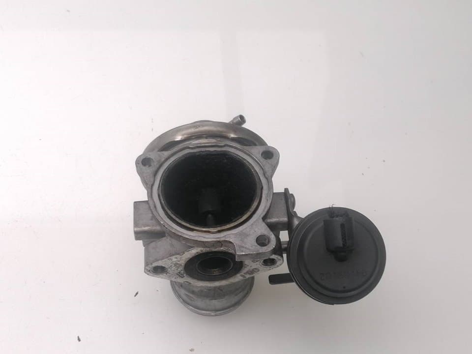 Valvula egr VOLKSWAGEN GOLF IV BERLINA (1J1)