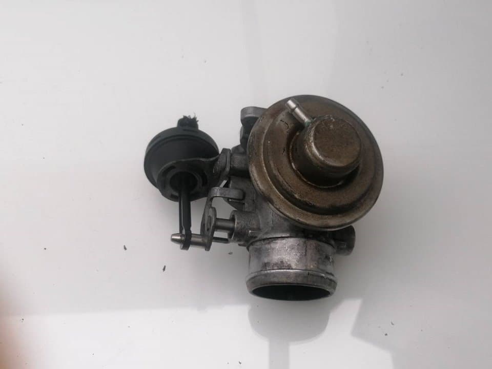 Valvula egr VOLKSWAGEN GOLF IV BERLINA (1J1) 2