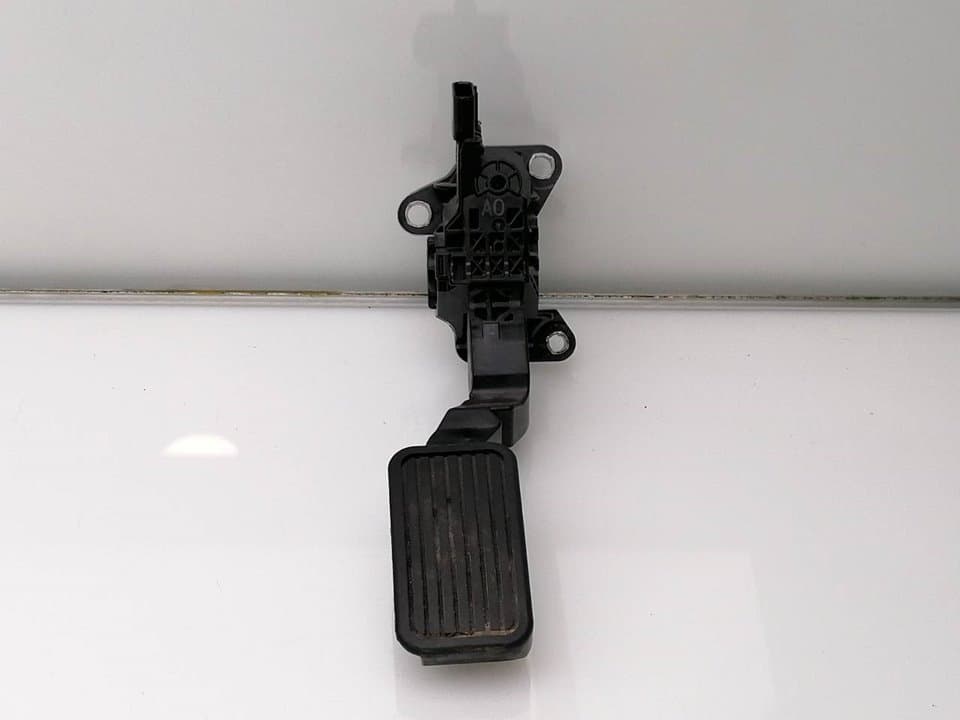 Pedal acelerador HONDA CR-V