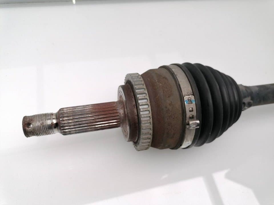 Transmision delantera izquierda HYUNDAI I30 3