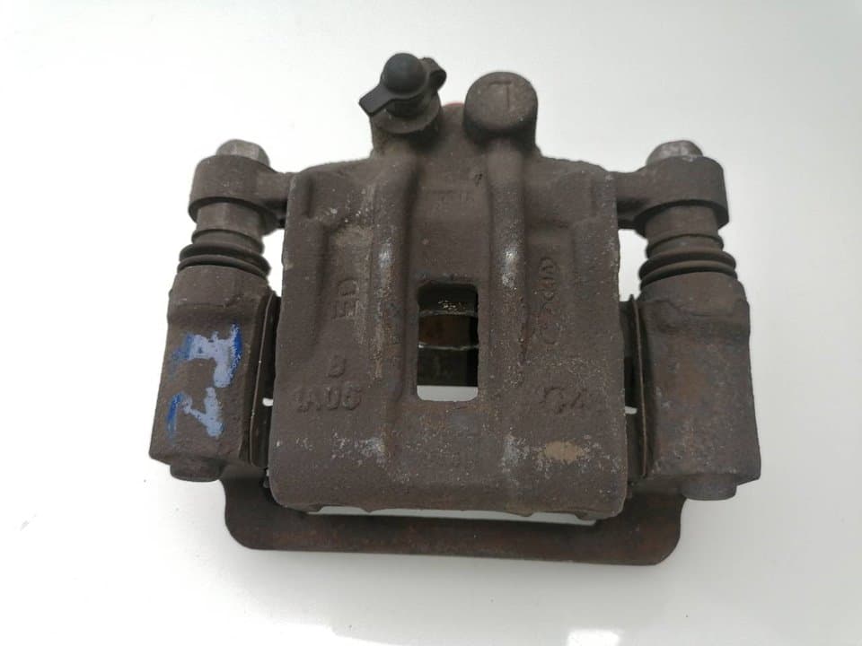 Recambio HYUNDAI I30 ref. 581801HA00