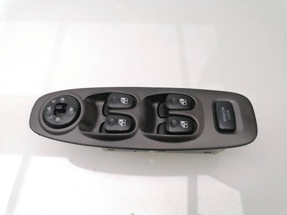 Mando elevalunas delantero izquierdo HYUNDAI ACCENT (LC)