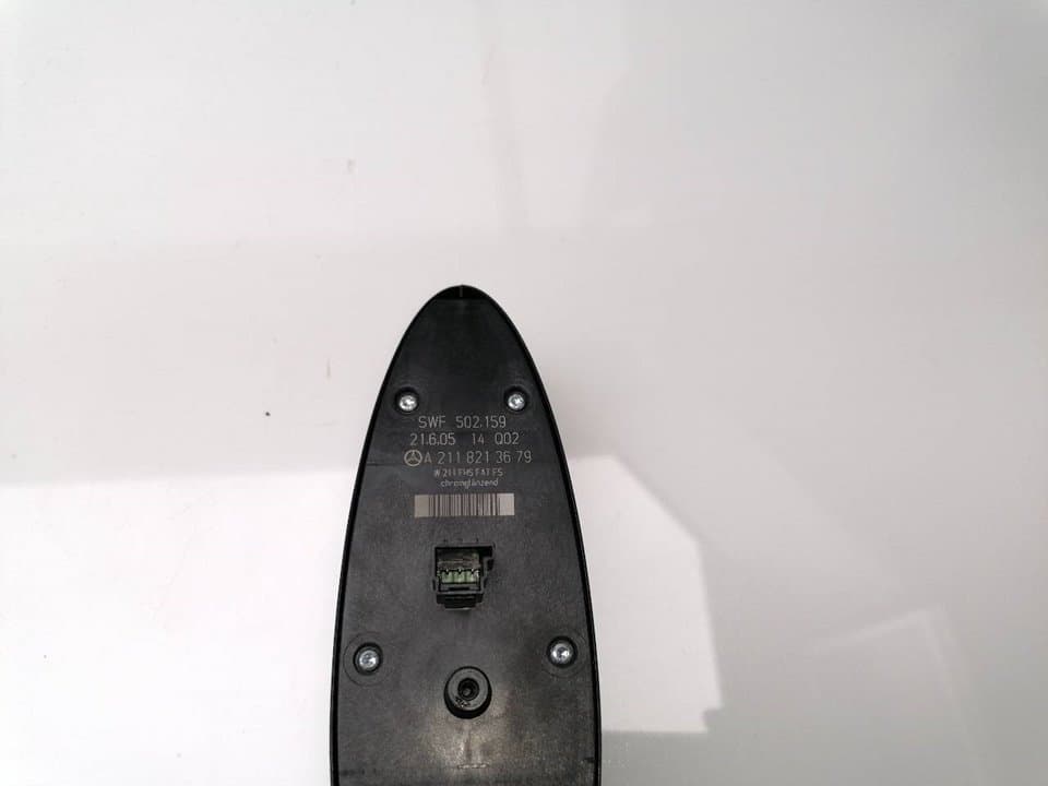 Mando elevalunas delantero izquierdo MERCEDES-BENZ CLASE E (W210) BERLINA DIESEL 3
