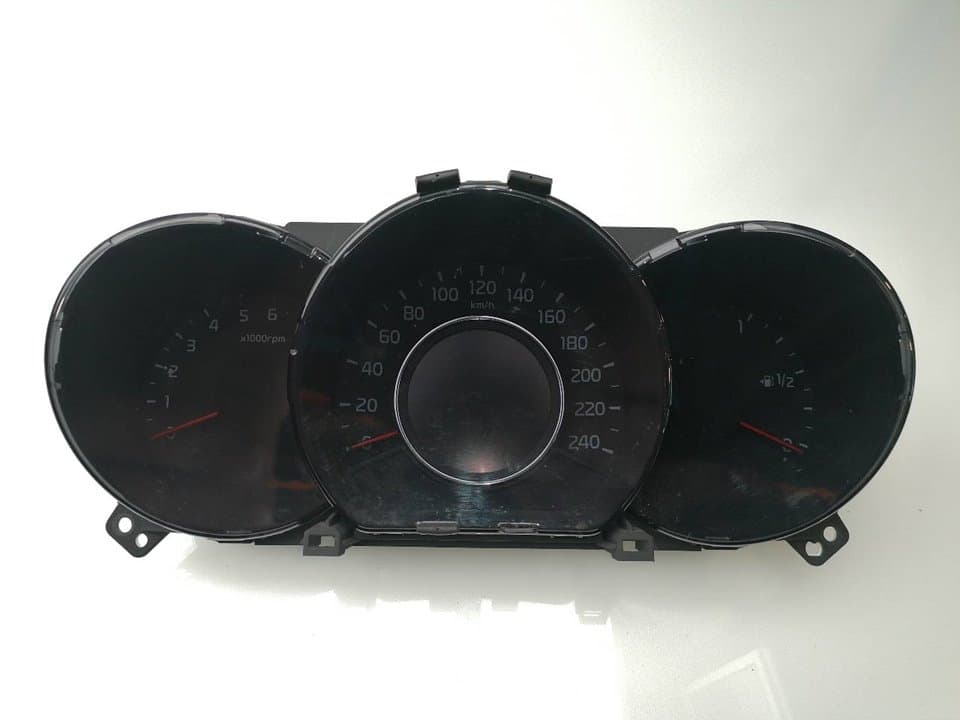 Cuadro instrumentos KIA CEED