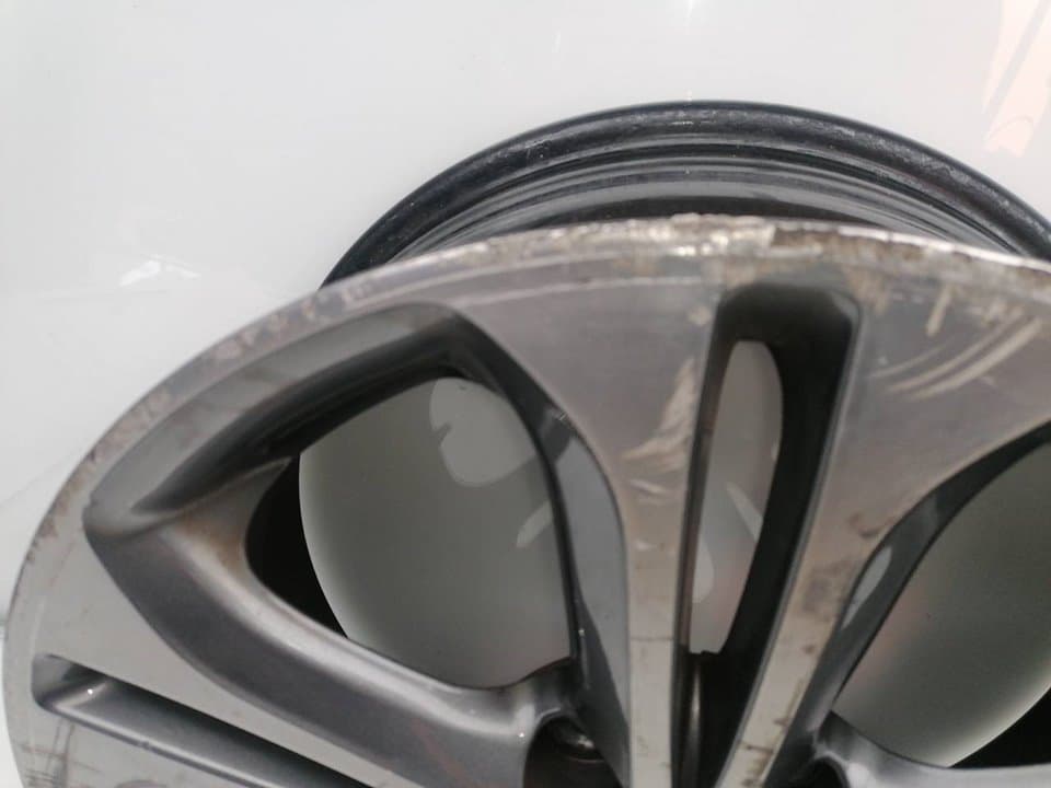 Llanta KIA CEED 4