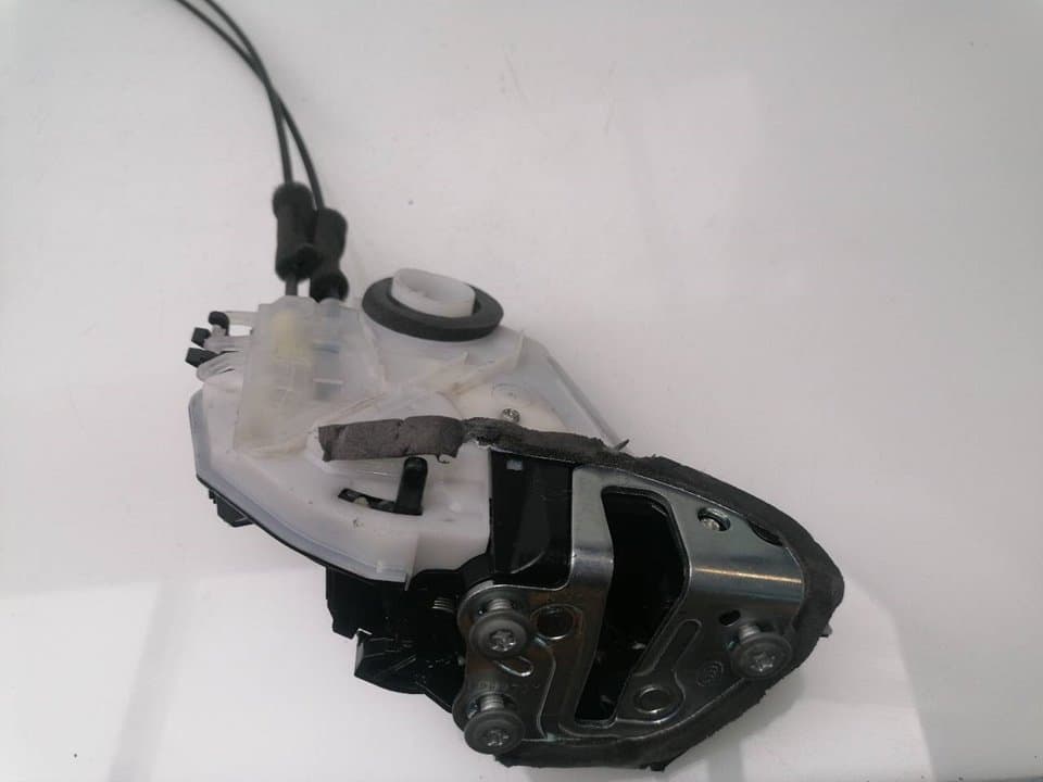 Cerradura puerta trasera derecha TOYOTA PRIUS+ 2