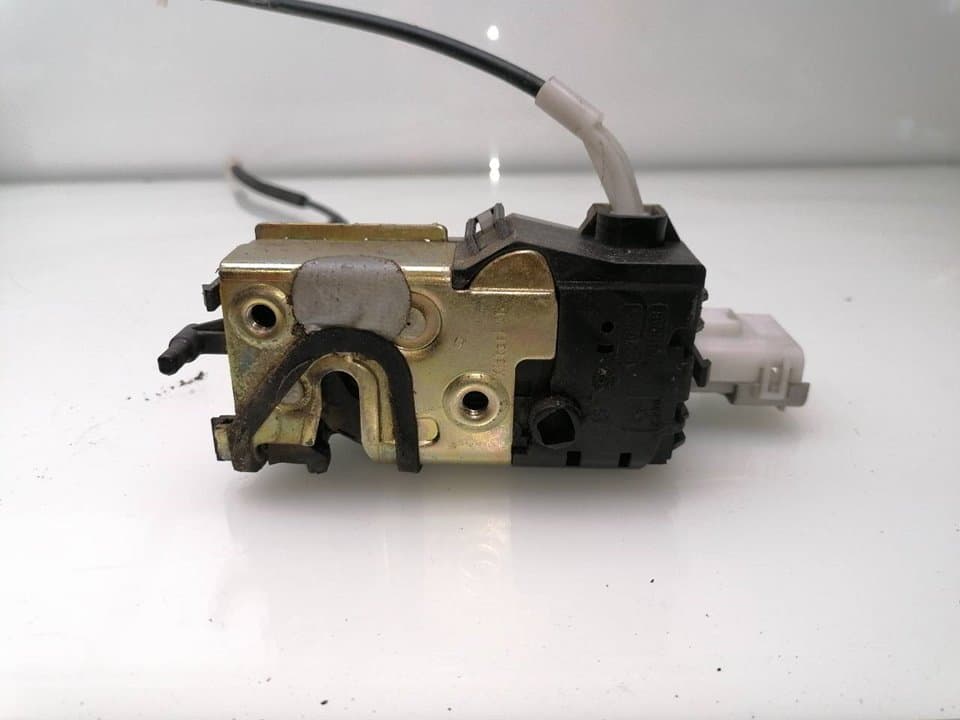 Cerradura puerta delantera derecha PEUGEOT 407