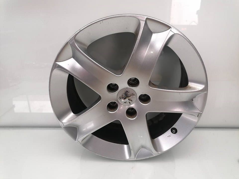 Llanta PEUGEOT 407