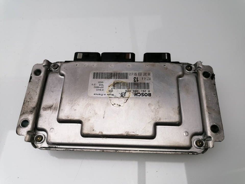 Centralita motor uce CITROEN XSARA COUPE 3