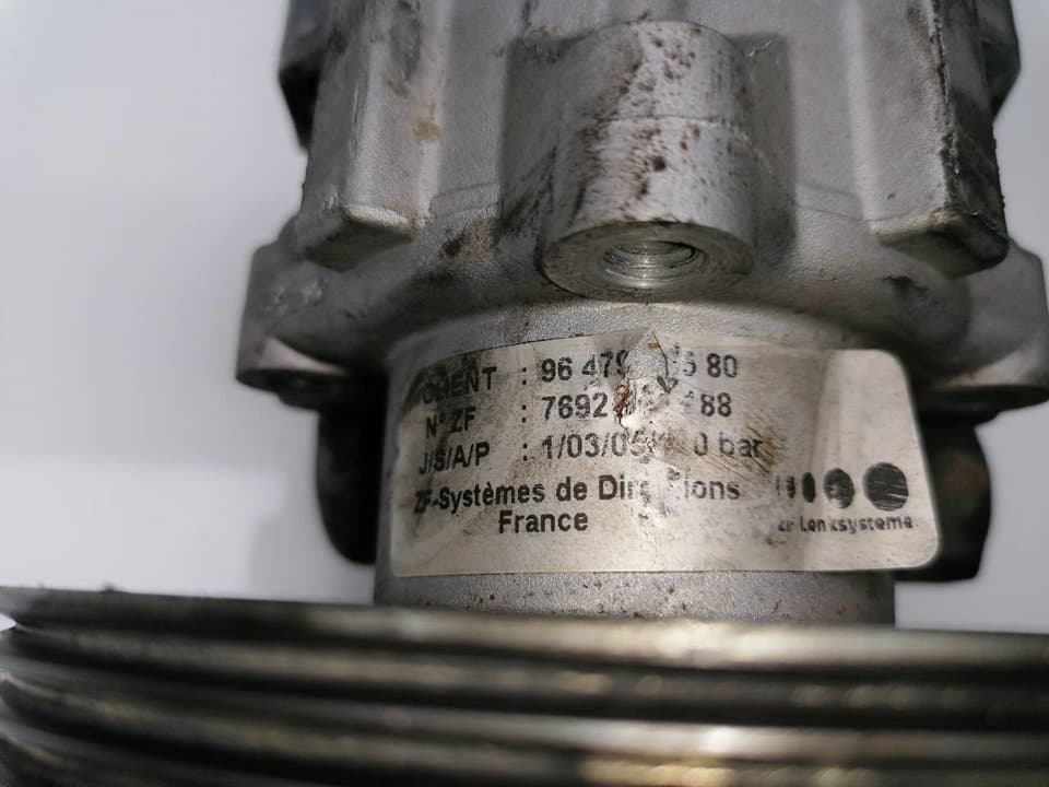 Bomba direccion CITROEN C8 3