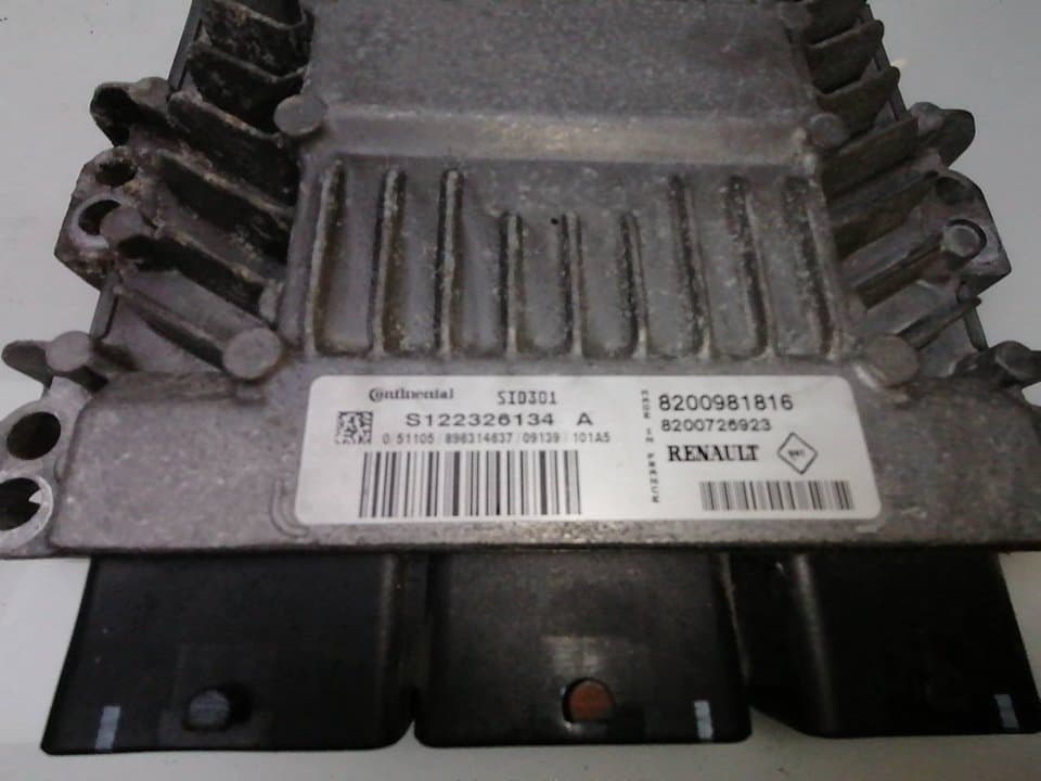 Centralita motor uce RENAULT LAGUNA III 2