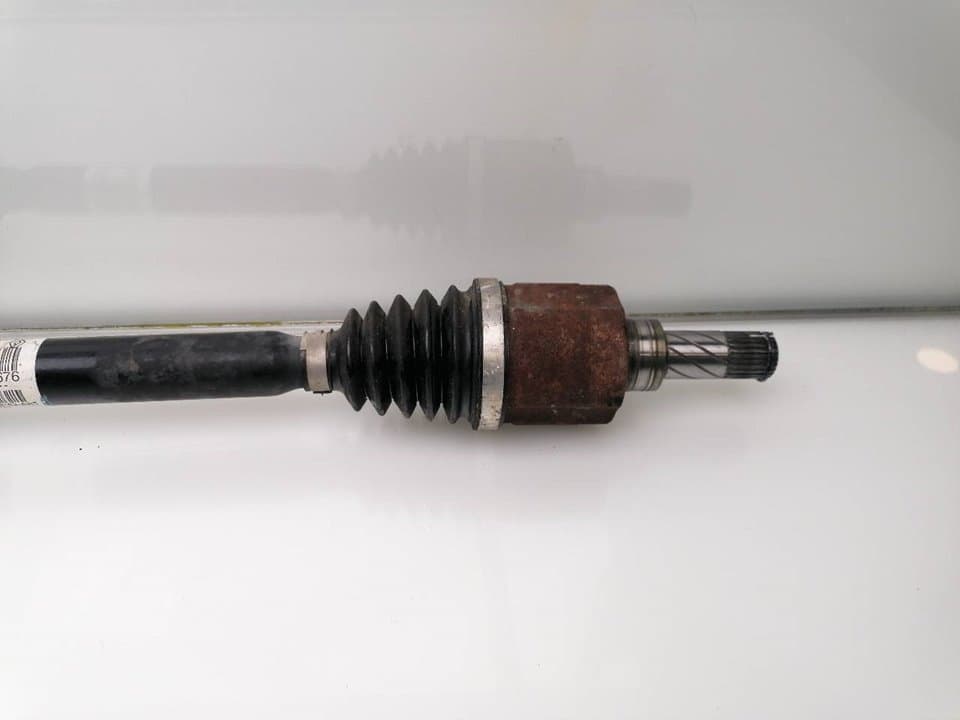 Transmision delantera izquierda RENAULT LAGUNA III 2