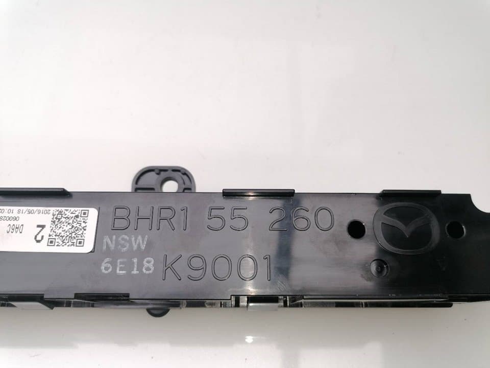Pantalla multifuncion MAZDA CX-3 2