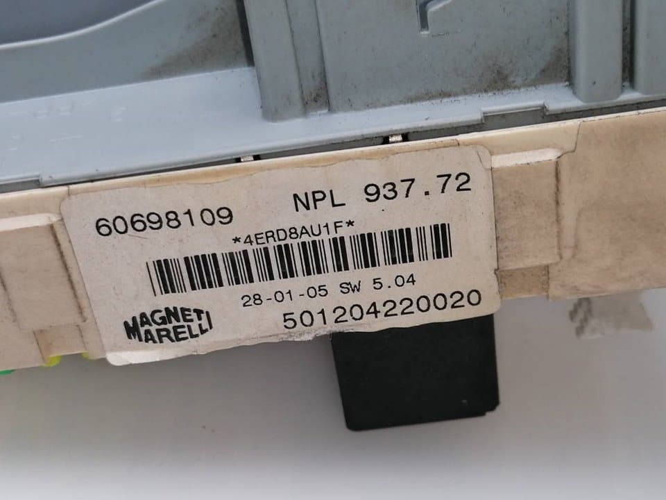 Caja reles / fusibles ALFA ROMEO 147 (190) 2