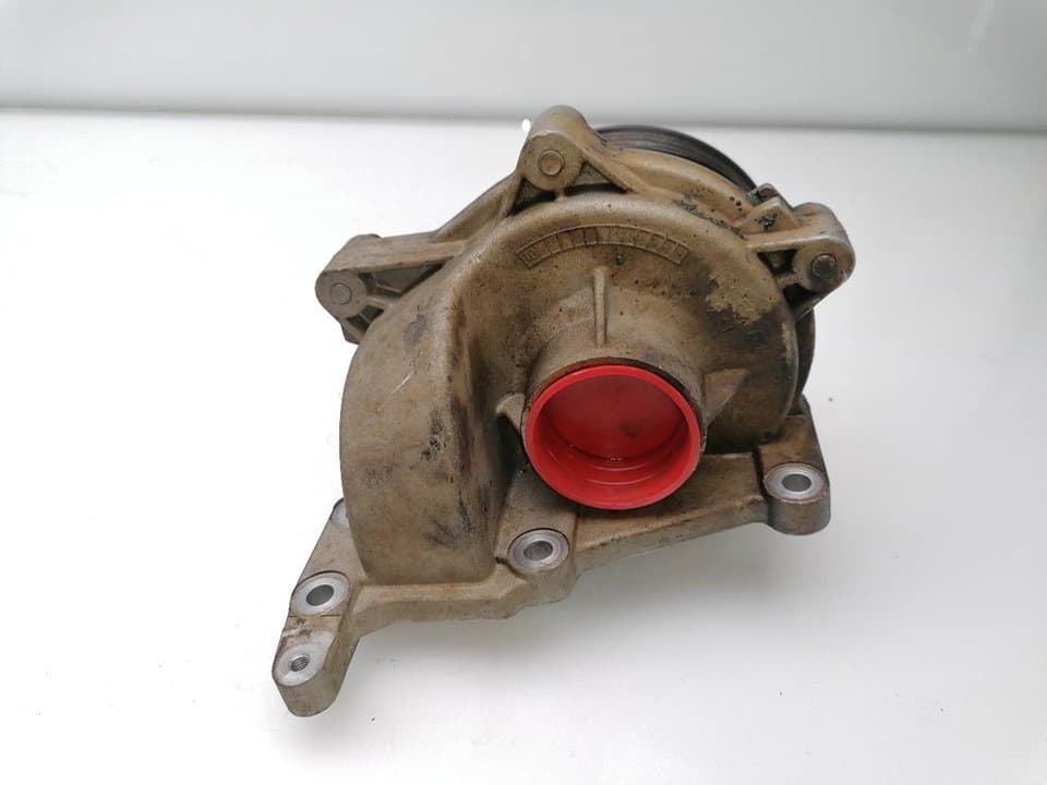 Bomba agua HYUNDAI IX35 2