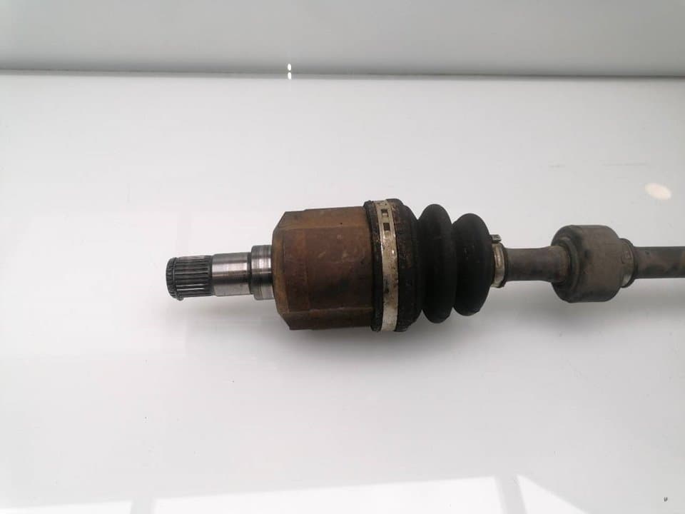 Transmision delantera izquierda HYUNDAI IX35 3