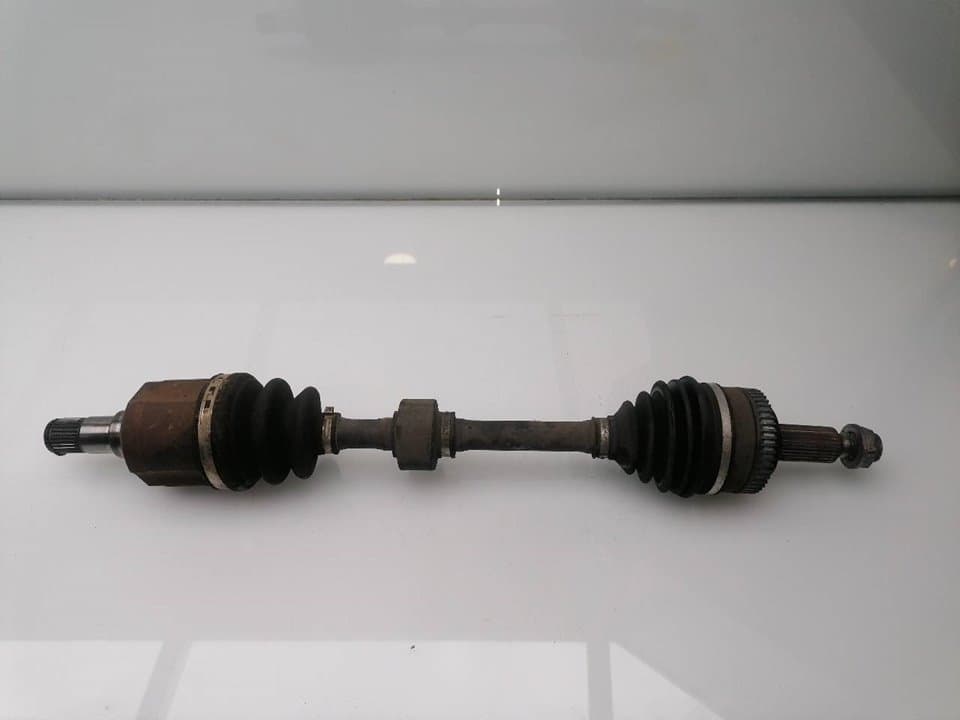 Transmision delantera izquierda HYUNDAI IX35