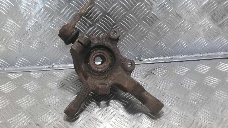 Mangueta delantera derecha RENAULT CLIO II FASE I (B/CBO) 2