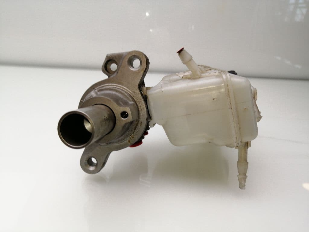 Bomba freno RENAULT LAGUNA III 2