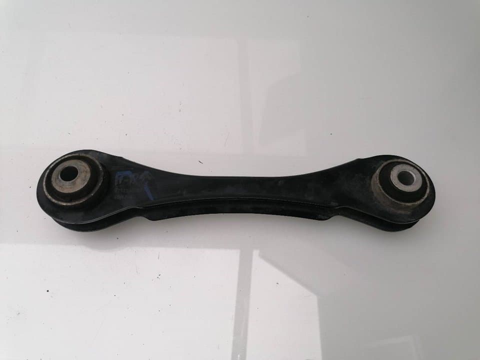 Brazo suspension inferior trasero derecho BMW SERIE 1 LIM