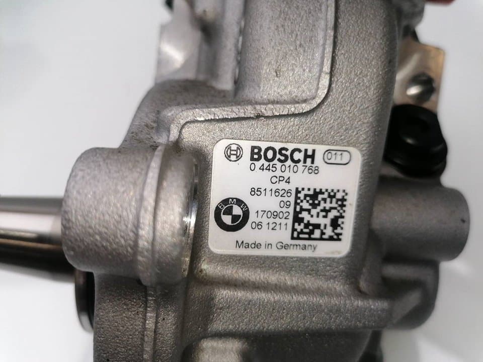 Bomba inyeccion BMW SERIE 1 LIM 2