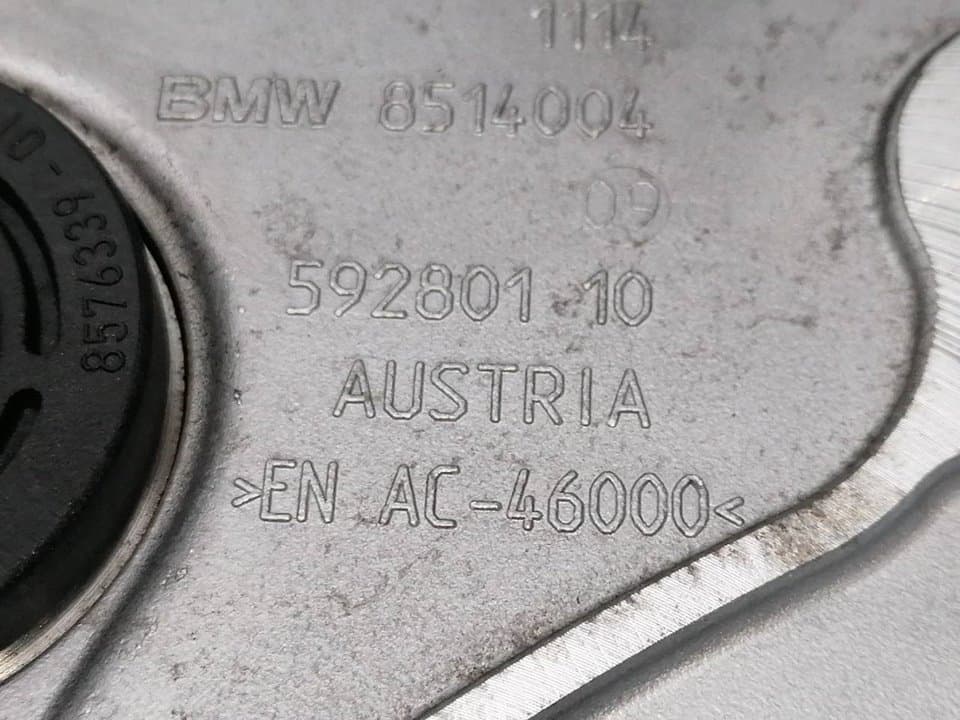 Tapa distribucion BMW SERIE 1 LIM 3