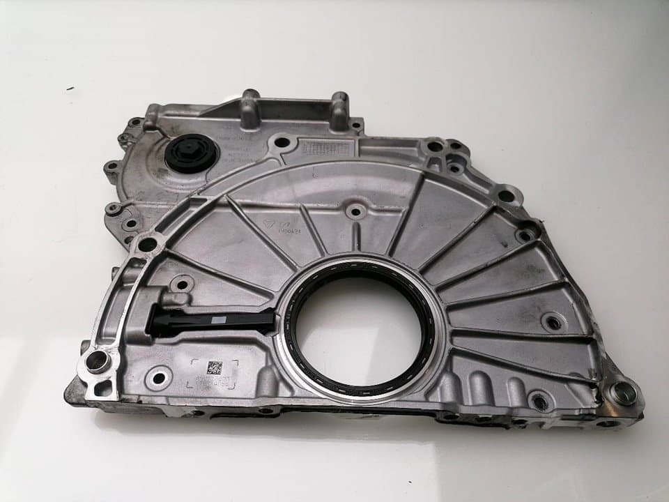 Tapa distribucion BMW SERIE 1 LIM