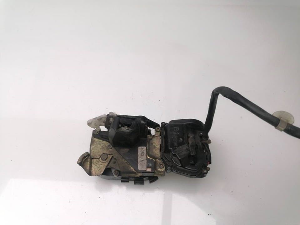 Cerradura puerta trasera derecha MAZDA PREMACY (CP) 2