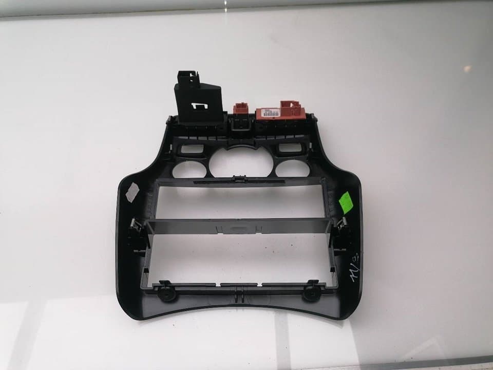 Plastico CITROEN C3 PICASSO 4