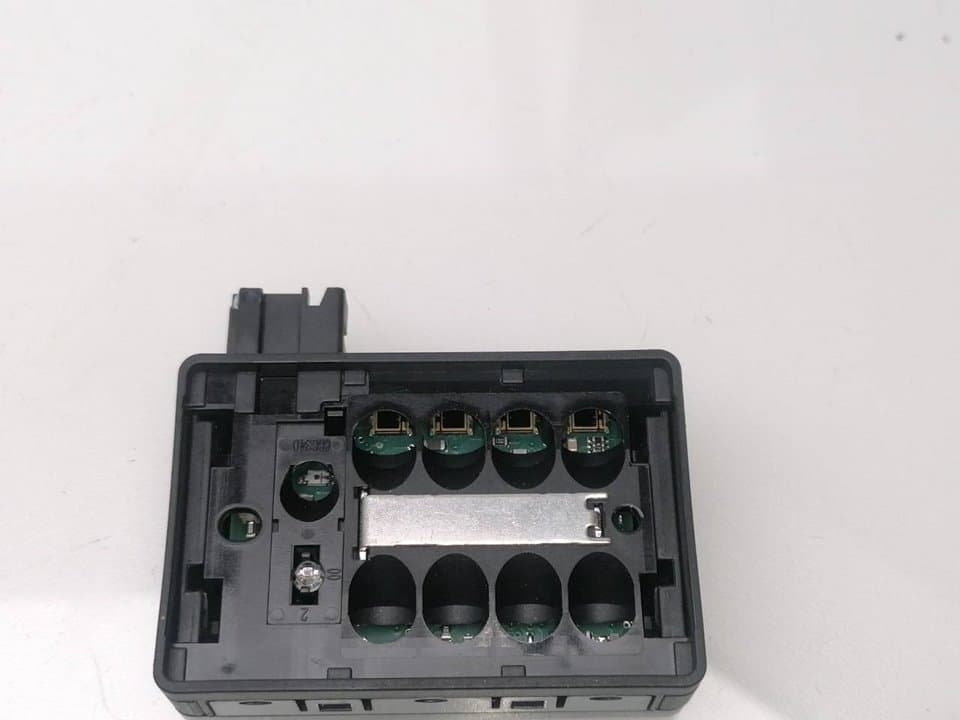 Recambio CITROEN C3 PICASSO ref. 9683924080 3