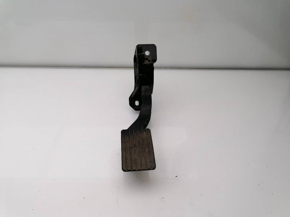 Pedal acelerador MITSUBISHI SPACE STAR (DG0)