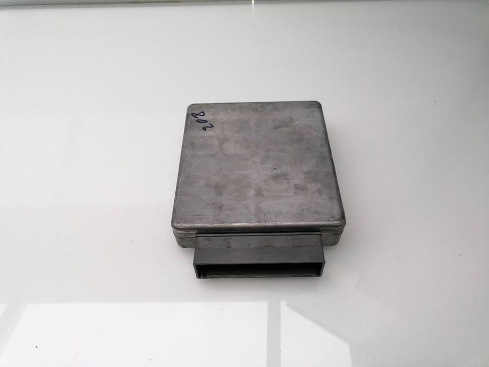 Centralita motor uce FORD FOCUS BERLINA (CAK)
