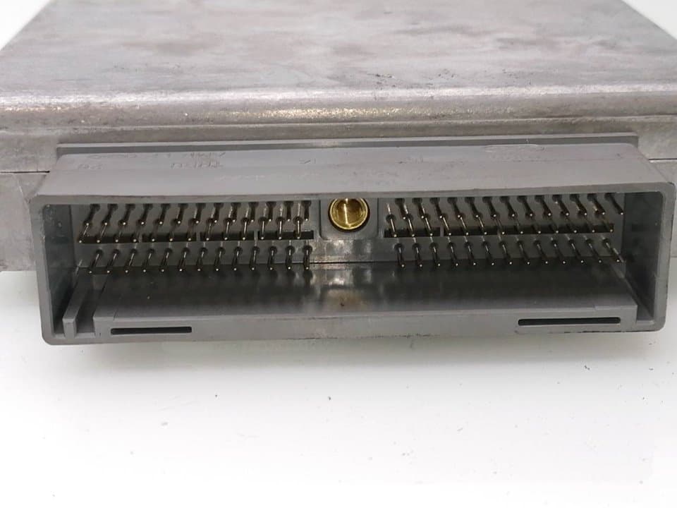 Centralita motor uce FORD FOCUS BERLINA (CAK) 2