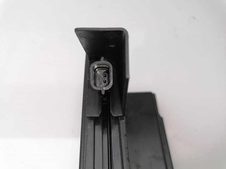 Cerradura puerta delantera izquierda DACIA SANDERO 3