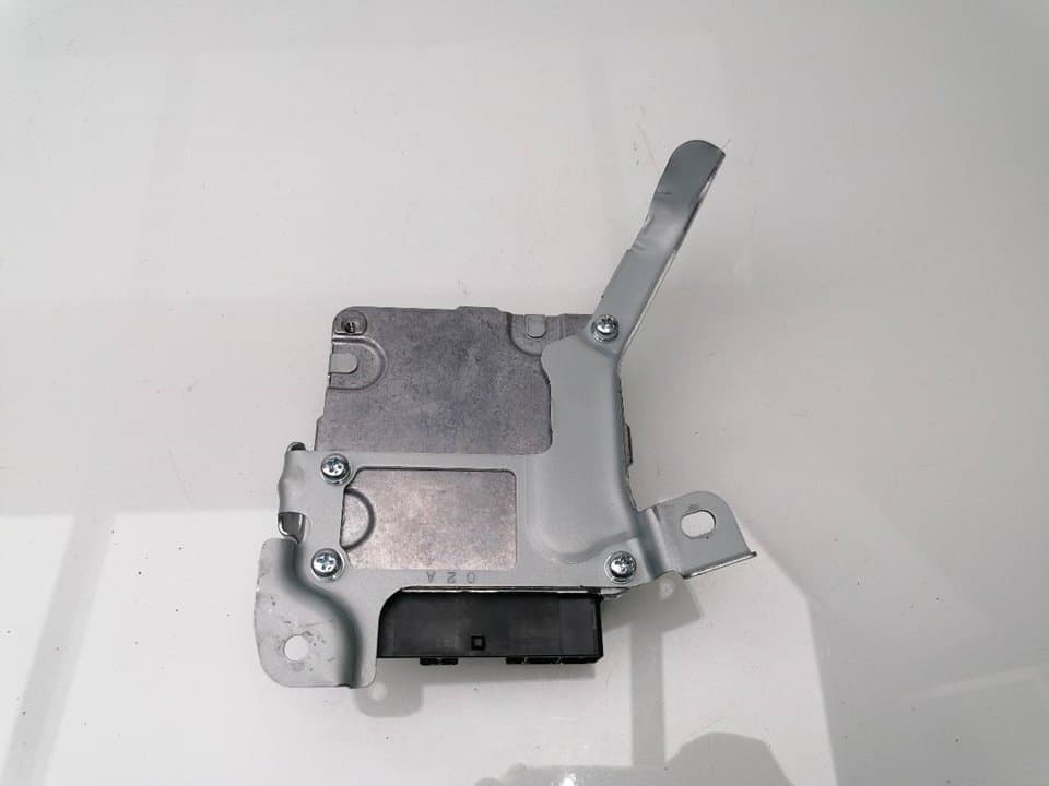 Modulo electronico TOYOTA YARIS (NCP1/NLP1/SCP1) 2