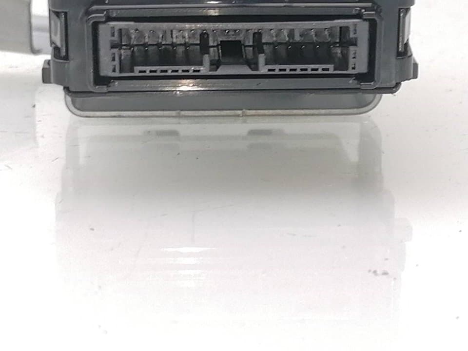 Modulo electronico TOYOTA YARIS (NCP1/NLP1/SCP1) 4