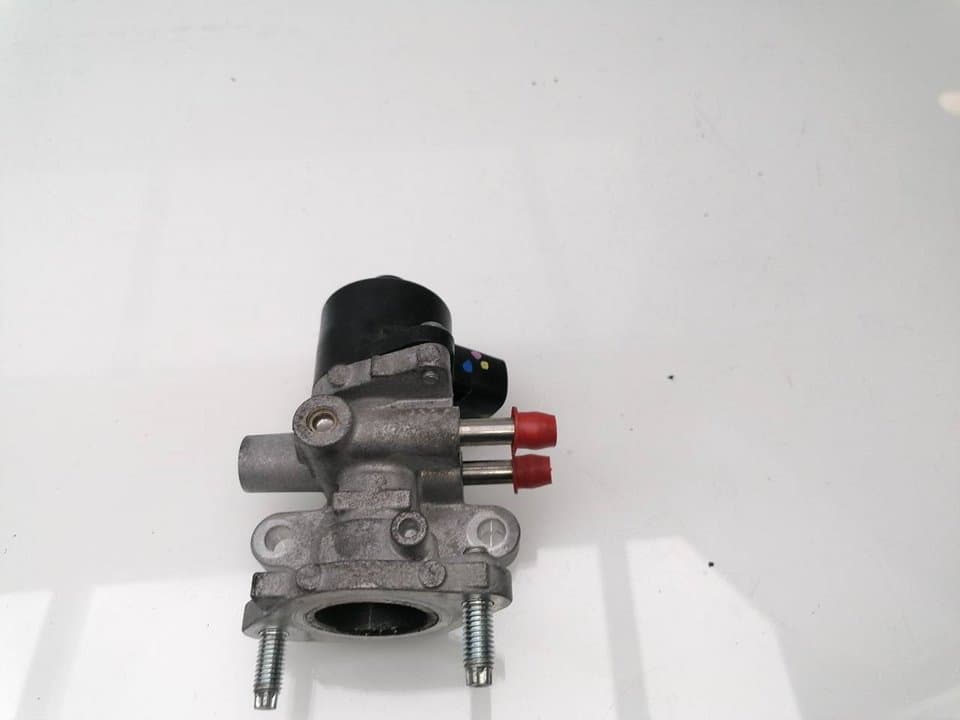 Valvula egr TOYOTA YARIS (NCP1/NLP1/SCP1) 3