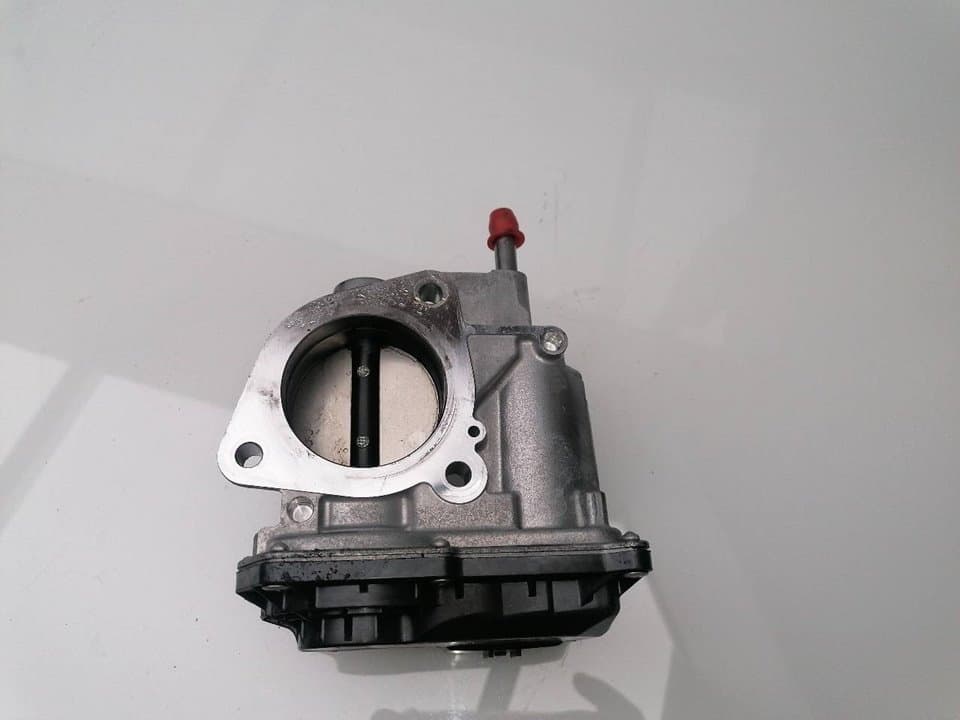 Caja mariposa TOYOTA YARIS (NCP1/NLP1/SCP1) 4
