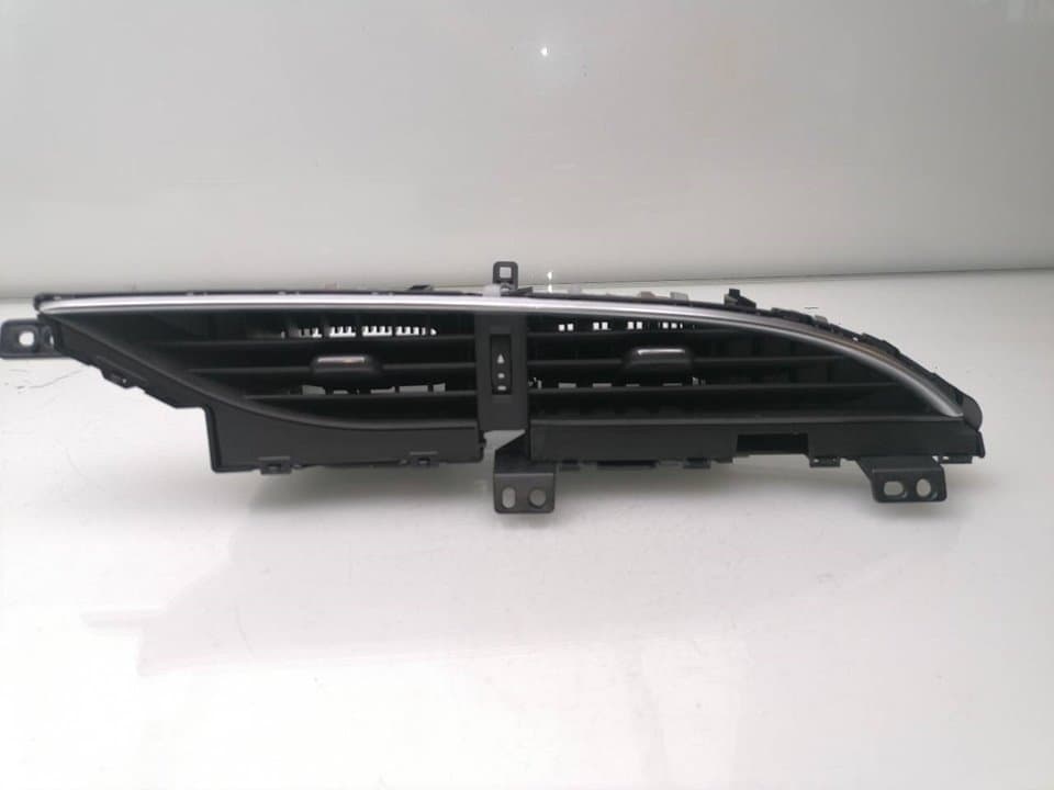 Recambio TOYOTA YARIS (NCP1/NLP1/SCP1) ref. 556700D24060